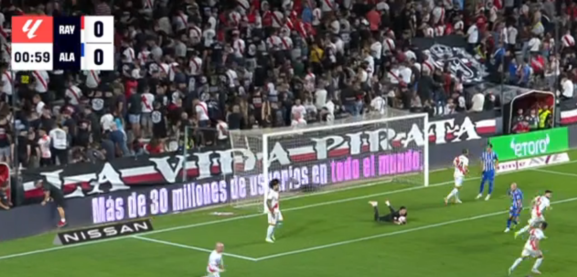 Unión entre rayistas y alavesistas, que le dieron la espalda al fútbol 5'