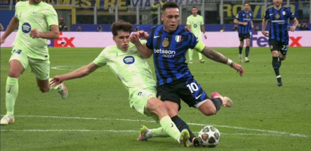 Çalhanoglu amplió la ventaja para el Inter. Captura/MovistarLigadeCampeones