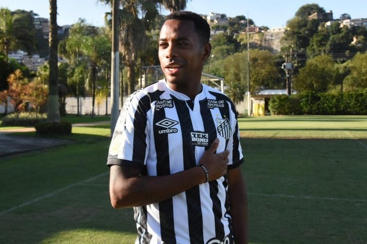 Officiel : Robinho revient à Santos