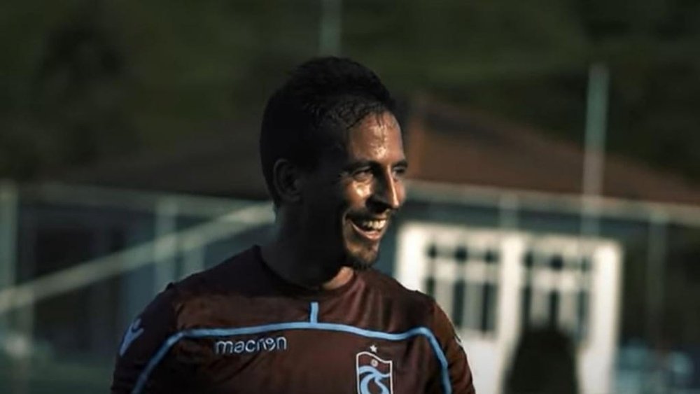 Joao Pereira, en la rampa de salida del Trabzonspor. YouTube/Trabzonspor