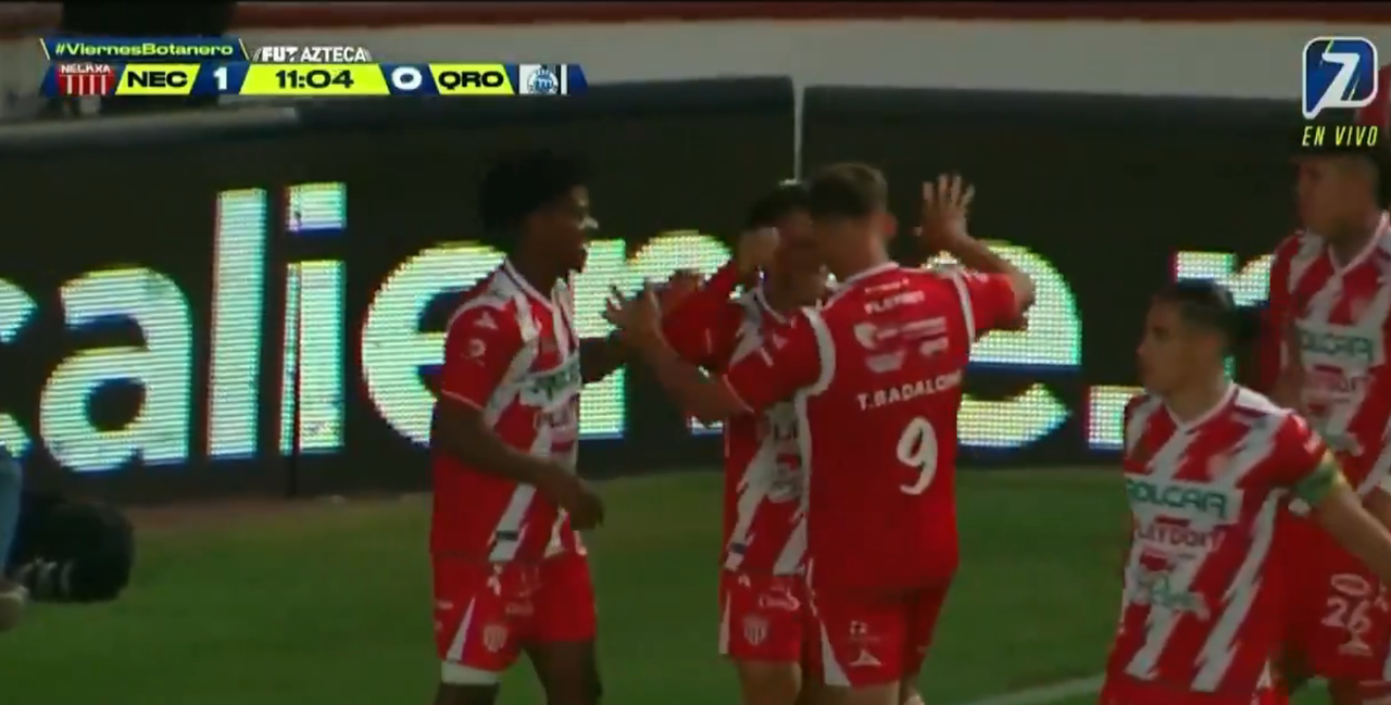 Necaxa se asoma a la cabeza