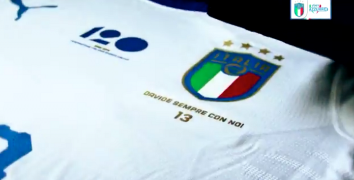 Italy pay respect to Astori with kit tribute
