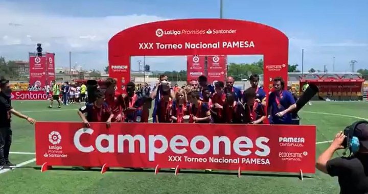 El Barça golea al Sevilla y se proclama campeón de LaLiga Promises
