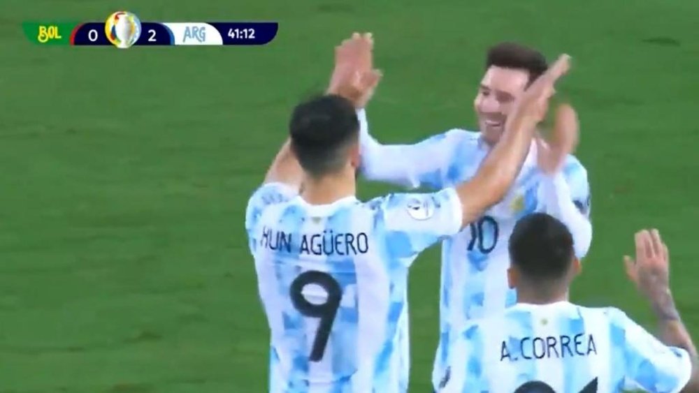 'Conexión Can Barça': ¡magistral pase del Kun a Messi para el 0-3! Twitch/ibai