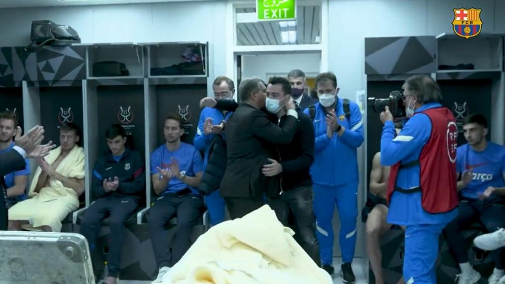 ï»¿Laporta went down to dressing room after Super Cup loss to reward his crew