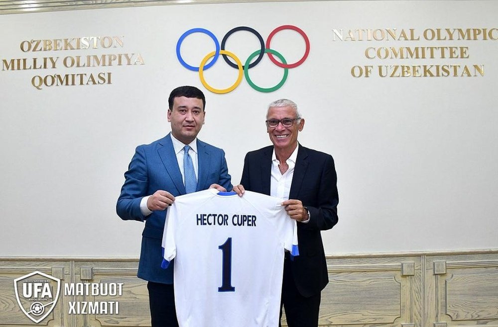 Cúper ya tiene nuevo destino tras la Selección Egipcia. Uzbekistan