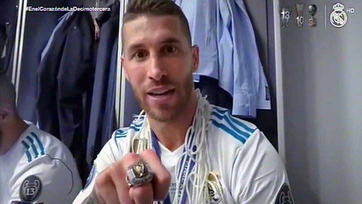 Marcelo mostrando sus cinco anillos  Sport Madridismo  Facebook
