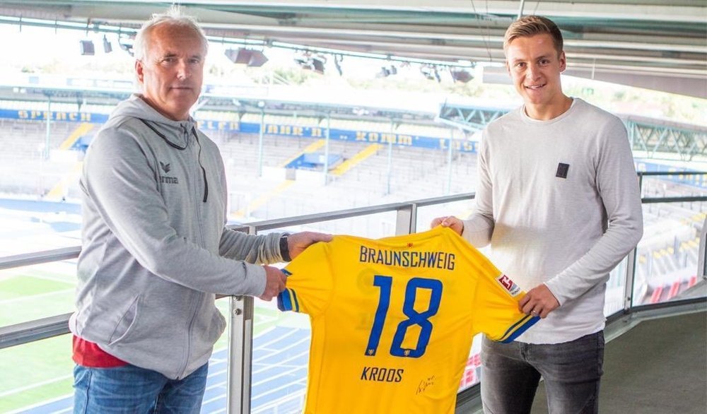 Felix Kroos assinou com o Braunschweig. Braunschweig