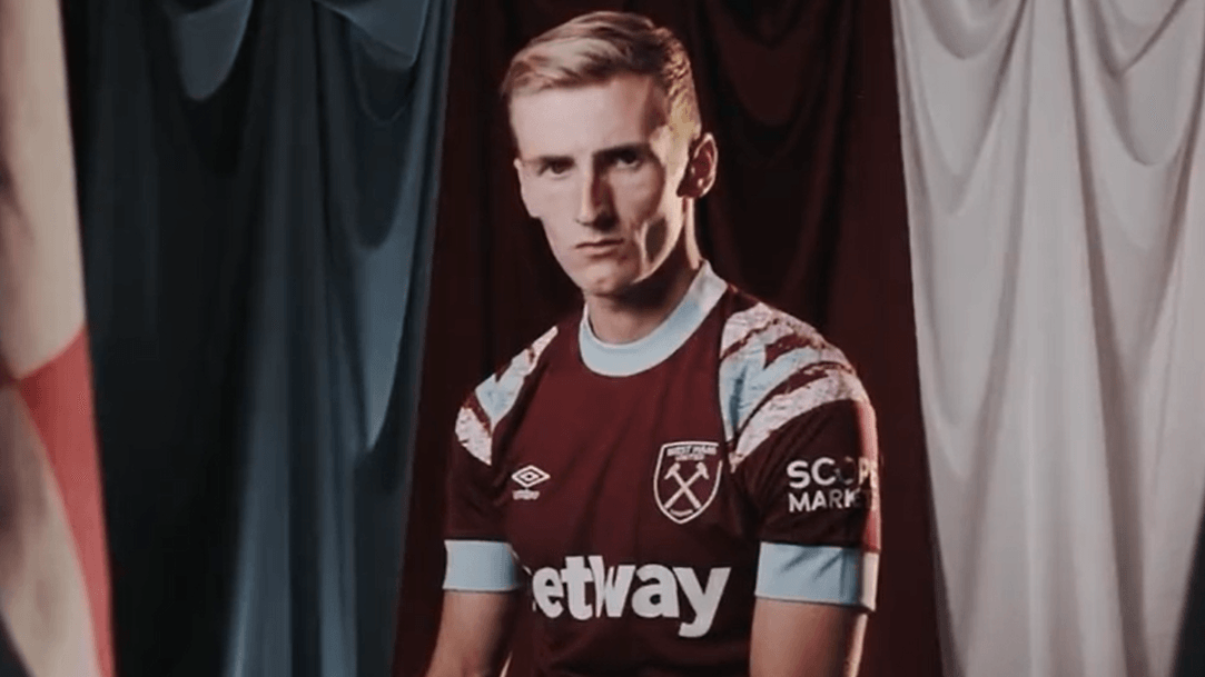 OFFICIAL: West Ham announce the signing of Flynn Downes