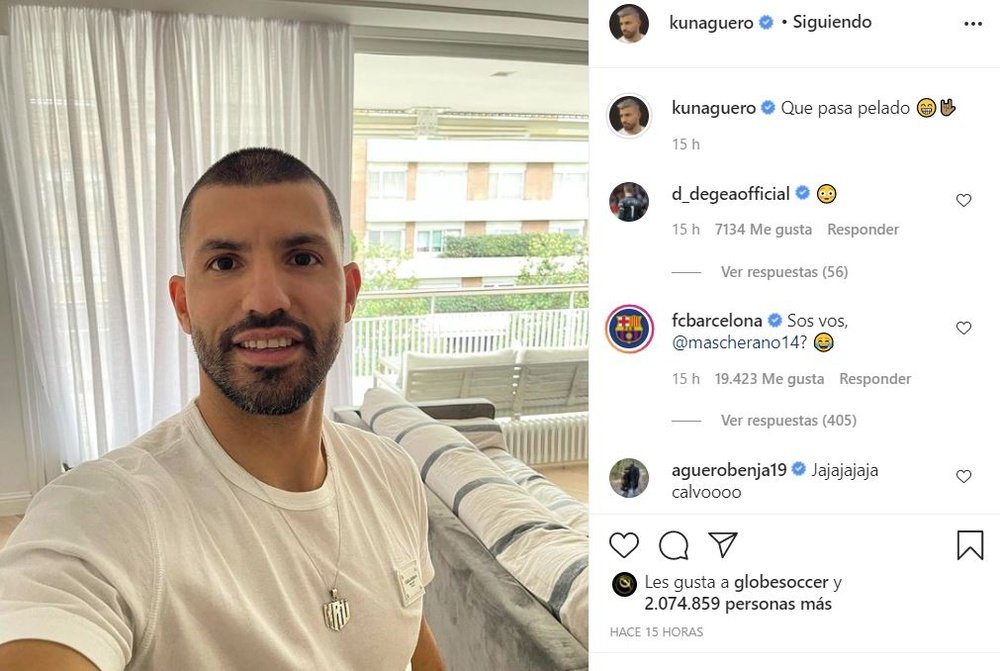 Cambio de 'look' del argentino en su etapa con el Barça. Instagram/kunaguero