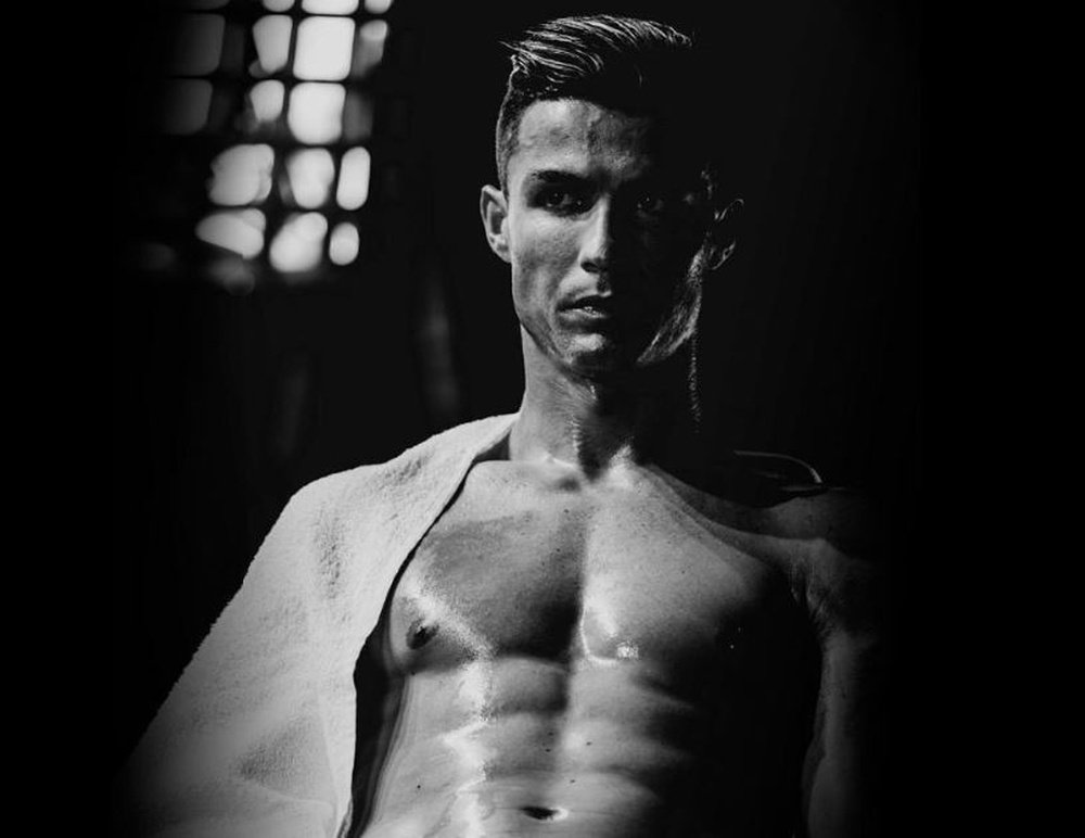 La photo de Cristiano Ronaldo qui fait flamber les réseaux sociaux. Twitter/CristianoRonaldo