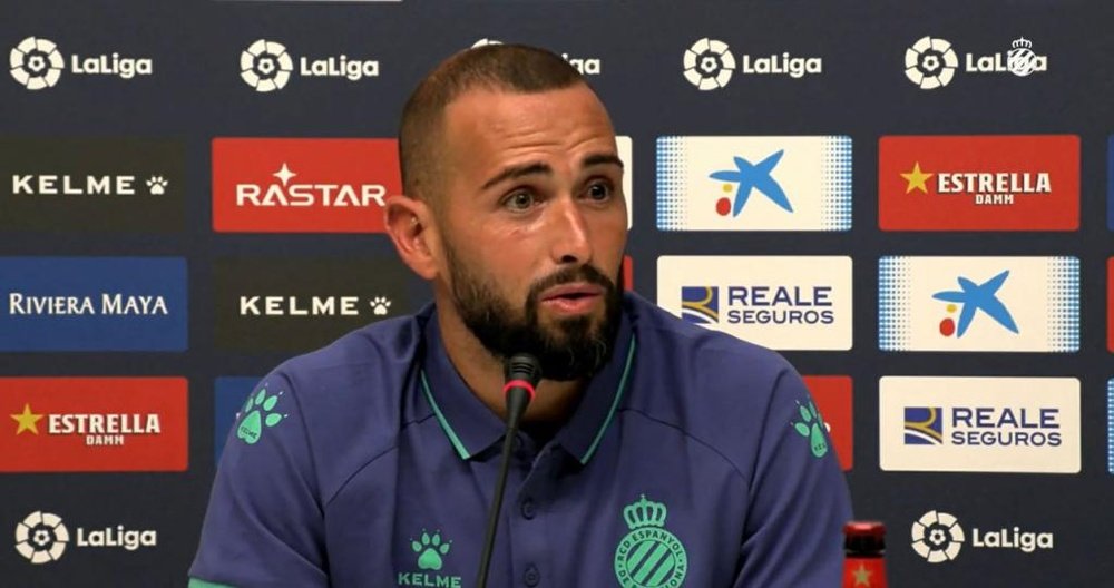 Aleix Vidal expresó que siempre ha usado espinilleras reglamentarias. Captura/RCDEspanyol