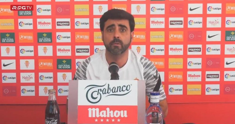 Captura de la rueda de prensa de David Gallego previa al partido que enfrentará al Eibar. EFE