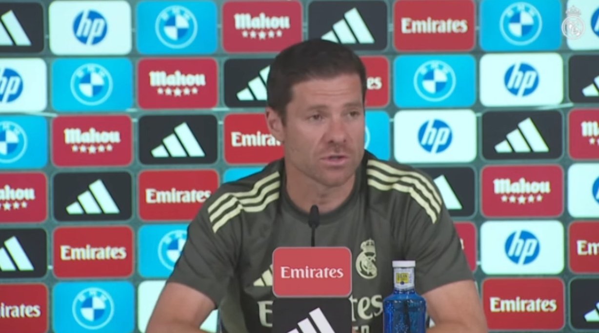 Xabi no cree que vaya a haber más fichajes. Captura/Real Madrid TV