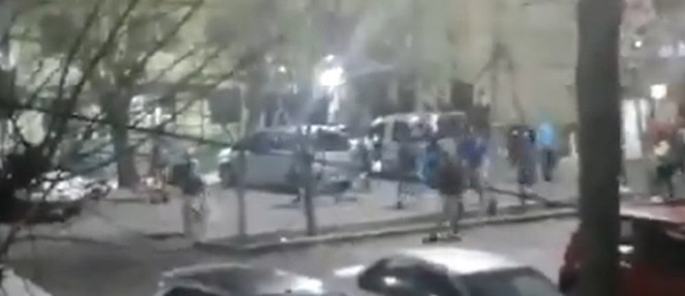 Aficionados de Racing e Independiente se enfrentaron entre sí. Twitter/multihincha