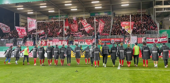 El Freiburg pasó con apuros en los octavos de final de la Copa Alemana ante el Sandhausen, de la 2.Bundesliga. Los goles en el tramo final de Al Ghaddioui, en propia puerta, y Petersen sirvieron para el cuadro 'breisgau-brasilianer' pasara a la siguiente ronda.