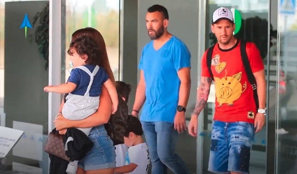 Messi is now back in Barcelona after returning from holiday. Captura/LeaBozzarelli