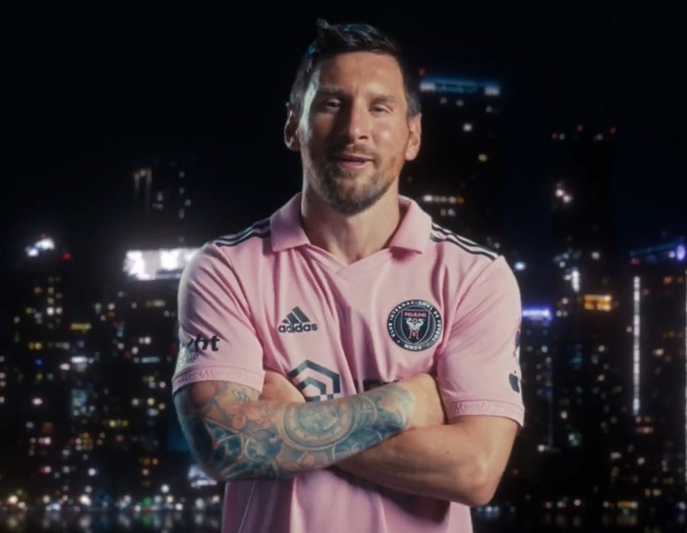 Leo Messi appears for the first time for Inter Miami. InterMiamiCF