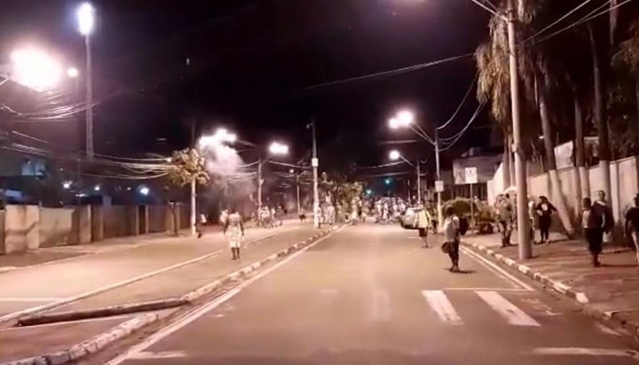 Lío en Brasil: querían entrar a un partido que se jugó a puerta cerrada