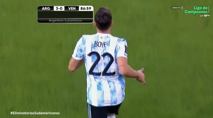 Boyé redondeó su mejor temporada debutando con Argentina