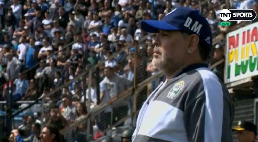 Maradona a eu sa 'DiegoCam' durant son premier match ! Captura/TNTSports