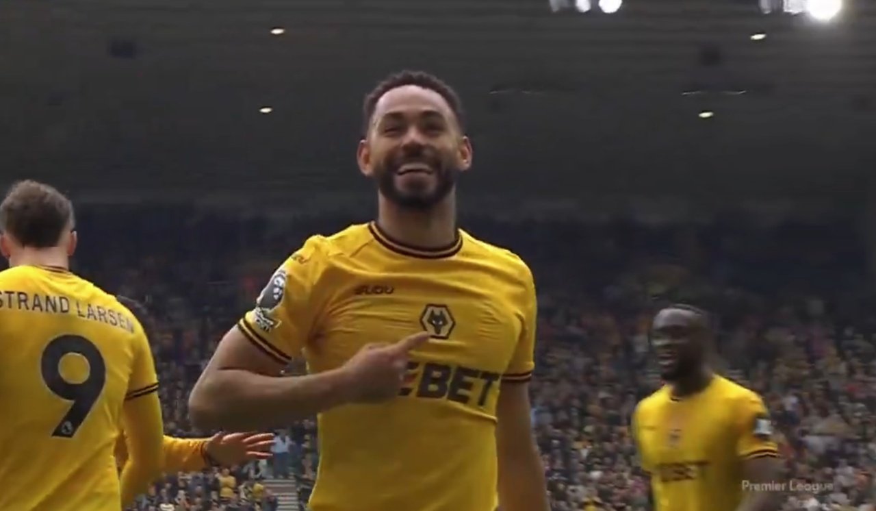 Los Wolves, catapultados a la permanencia. Captura/DAZN