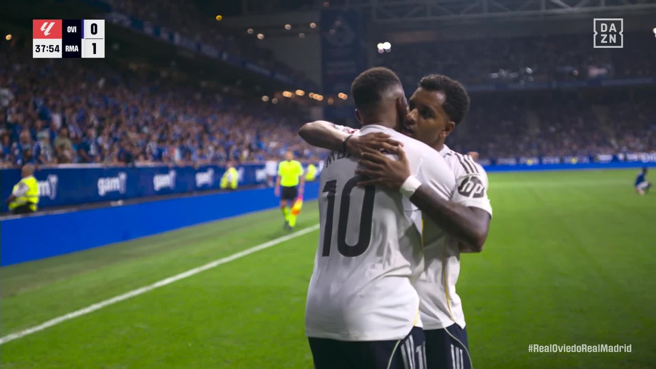 Delicatessen de Mbappé para el 0-1 entre protestas del Oviedo