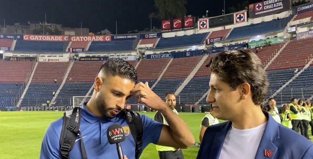 Los lamentos de Nathan Silva tras ver la roja. Captura/DeportesWRadio