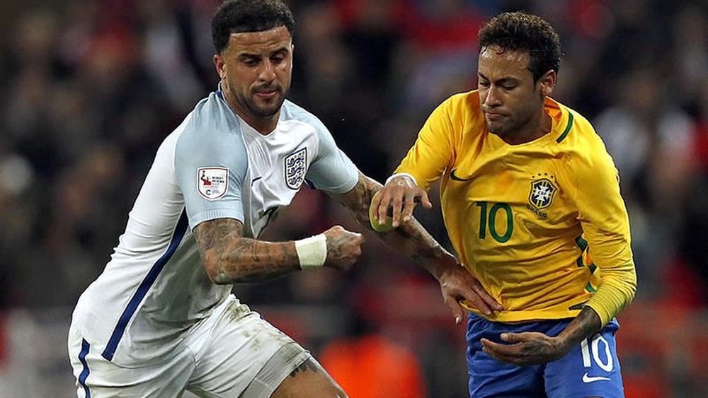 Empate sin goles entre Inglaterra y Brasil. AFP