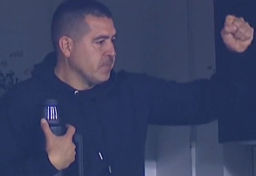Riquelme festejó con un puño en alto. Captura/TNT Sports
