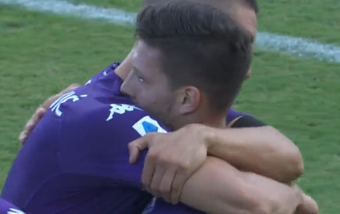 Luka Jovic, en el partido entre la Fiorentina y el Cremonese. Captura / CBS Sports