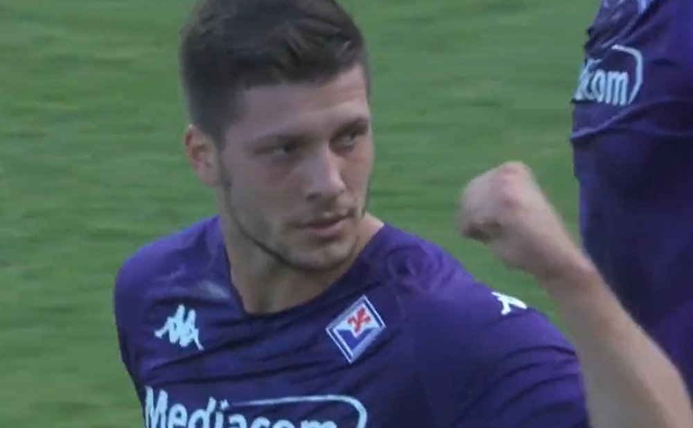 Jovic anotó su segundo gol con la camiseta de la Fiorentina. Captura/CBS Sports