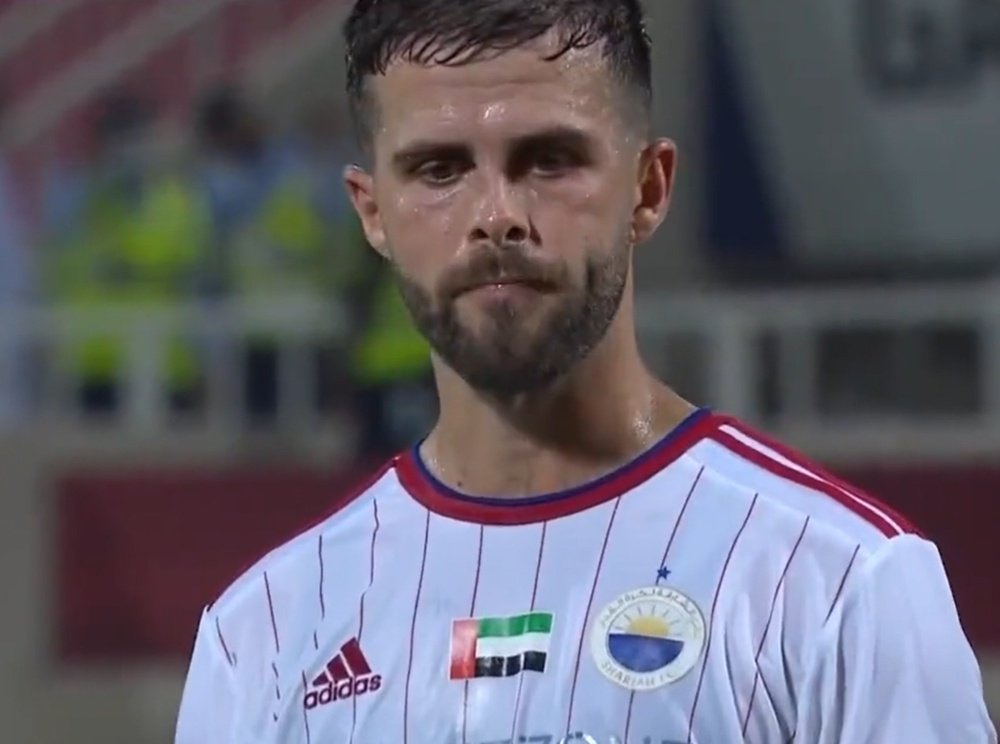 Pjanic, autor de un gol en Emiratos Árabes Unidos. Captura/alittihadSport