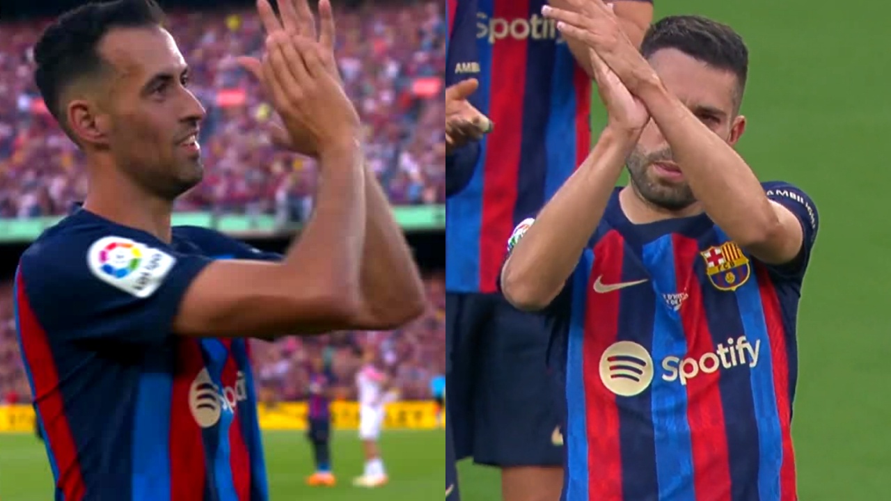 El Momento Más Emotivo: Ovación Para Alba Y Busquets En El Camp Nou