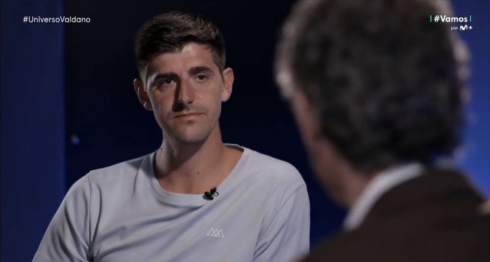 Courtois conversó con Valdano. Captura/MovistarFutbol
