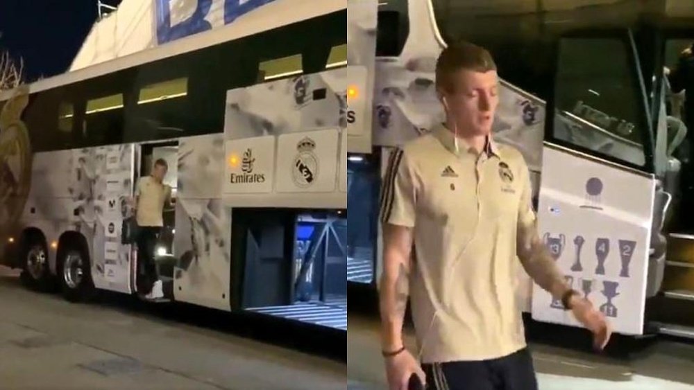 Pourquoi Kroos est-il toujours le dernier à descendre du bus de Madrid ? Twitter/RealMadrid