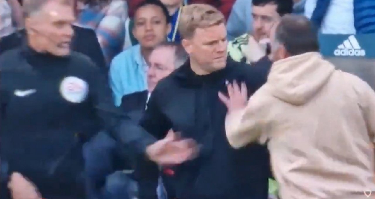 Eddie Howe pushed by fan. Scnreehot/BTSport