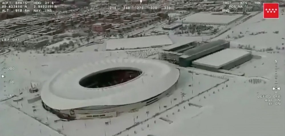 La photo du jour : le Wanda Metropolitano couvert de neige. Captura/ComunidadDeMadrid