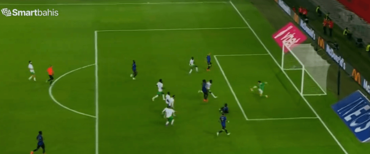 El Niza se ensaña con el Saint-Étienne: ¡6-0 al descanso!