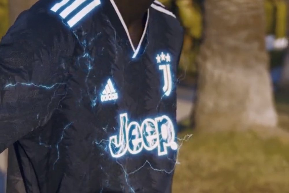 A Juventus apresentou a sua 'elétrica' segunda camisa.Captura / Juventus