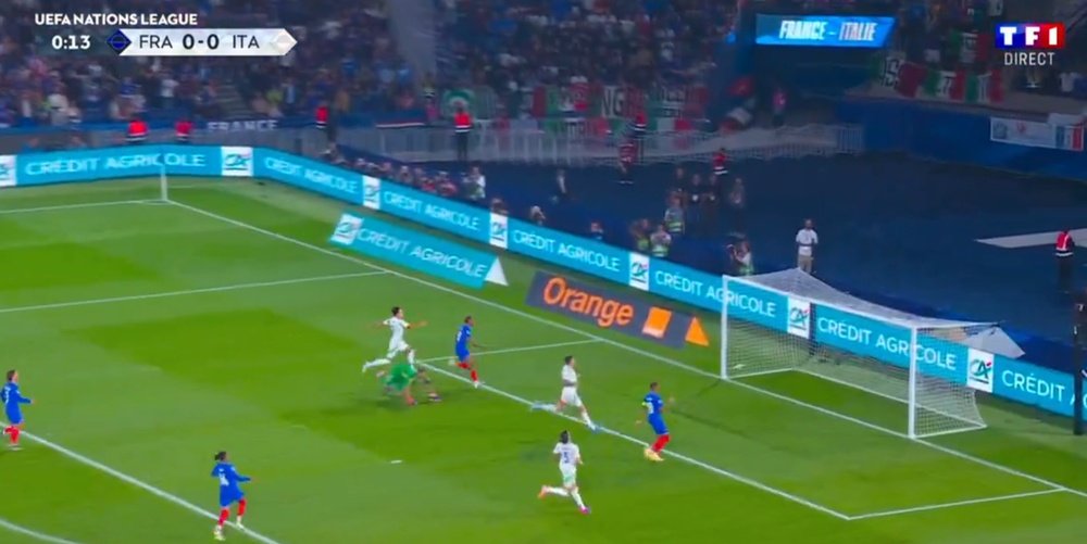 Bradley Barcola gave France the lead in less than 13 seconds against Italy. Screenshot/TF1