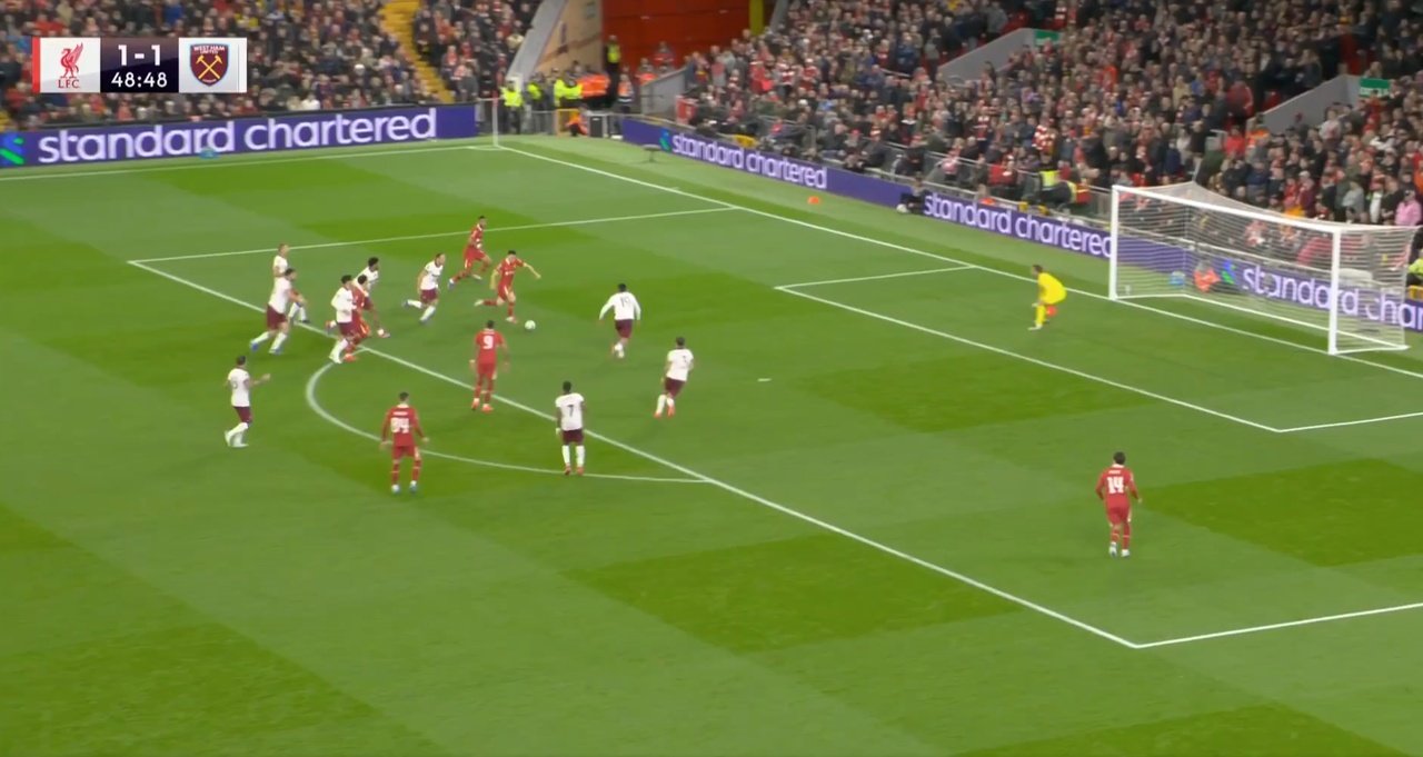 Diogo Jota calmó las aguas del Liverpool en la EFL Cup. Captura/SkySports