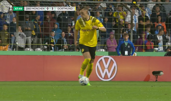 El Borussia Dortmund venció al 1860 München en treintaidosavos de la DFB Pokal merced a un resultado de 0-3. Los amarillos se mostraron claramente superiores en el día en el que Karim Adeyemi se estrenó como goleador del equipo. Marco Reus asistió y brilló especialmente Malen, con un tanto y un pase de gol también.