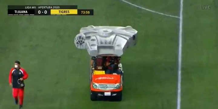 Mexican team takes injured players off on Millenium Falcon