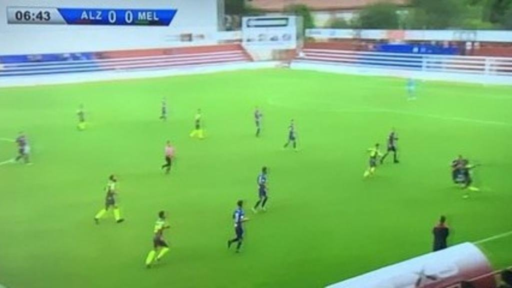 La UD Melilla tira de casta para lograr su primer triunfo a domicilio