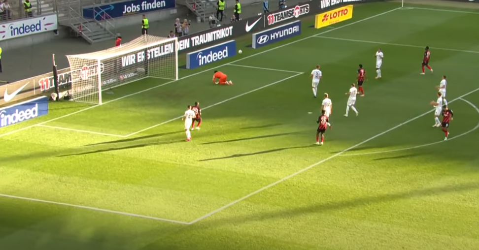 Otra 'x' en el camino del Eintracht