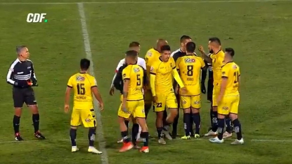 Polémique durant le match. Capture/CDF