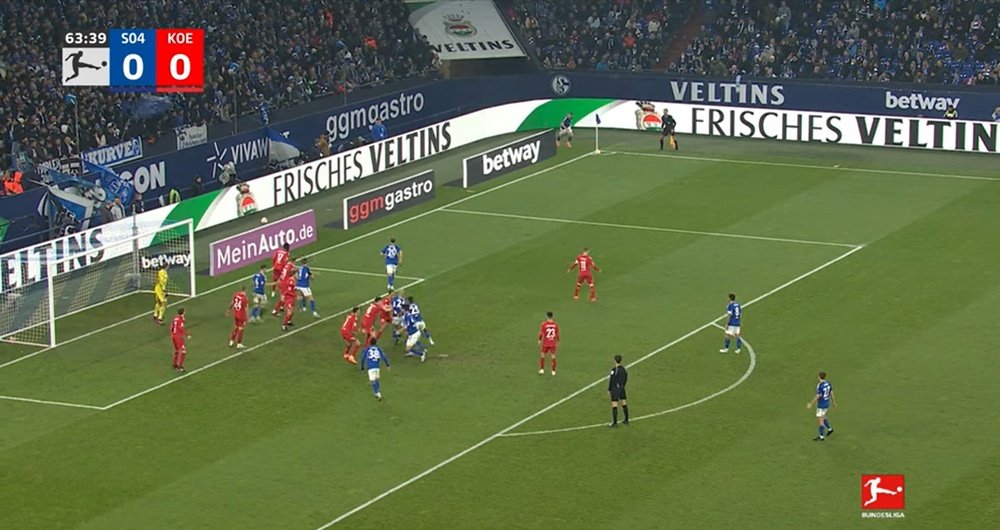 El Köln no pasó del empate sin goles frente al Schalke 04. Captura/Bundesliga