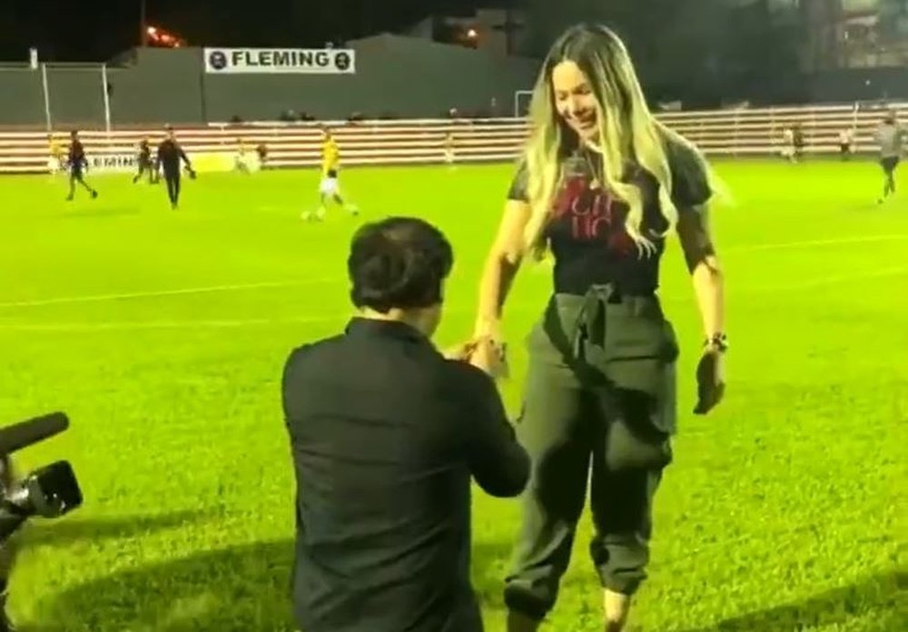 Celso Ayala pidió matrimonio a su esposa. Twitter/SC_ESPN