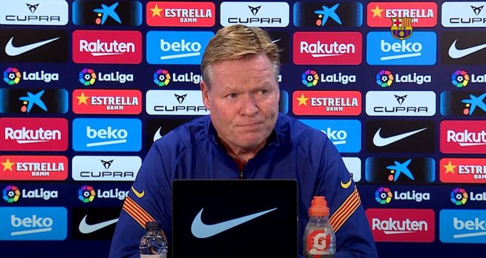 Ronald Koeman was not happy on Messi being asked about Griezmann. Screenshot/BarcaTV